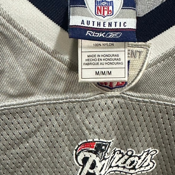 Men’s Medium New England Patriots Tom Brady Reebok jersey - Picture 5 of 5